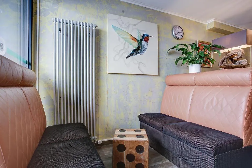Hostel Westlight-1
